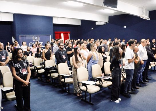 FADAT abre III Semana de Direito com auditório lotado e direitos de crianças e adolescentes em pauta